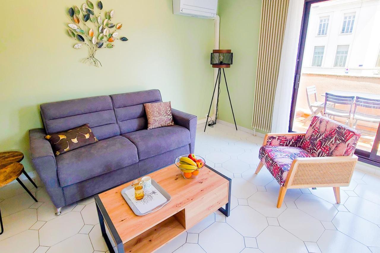 Regard Sur Les Remparts - Terrasse & Parking Avignon Exterior foto