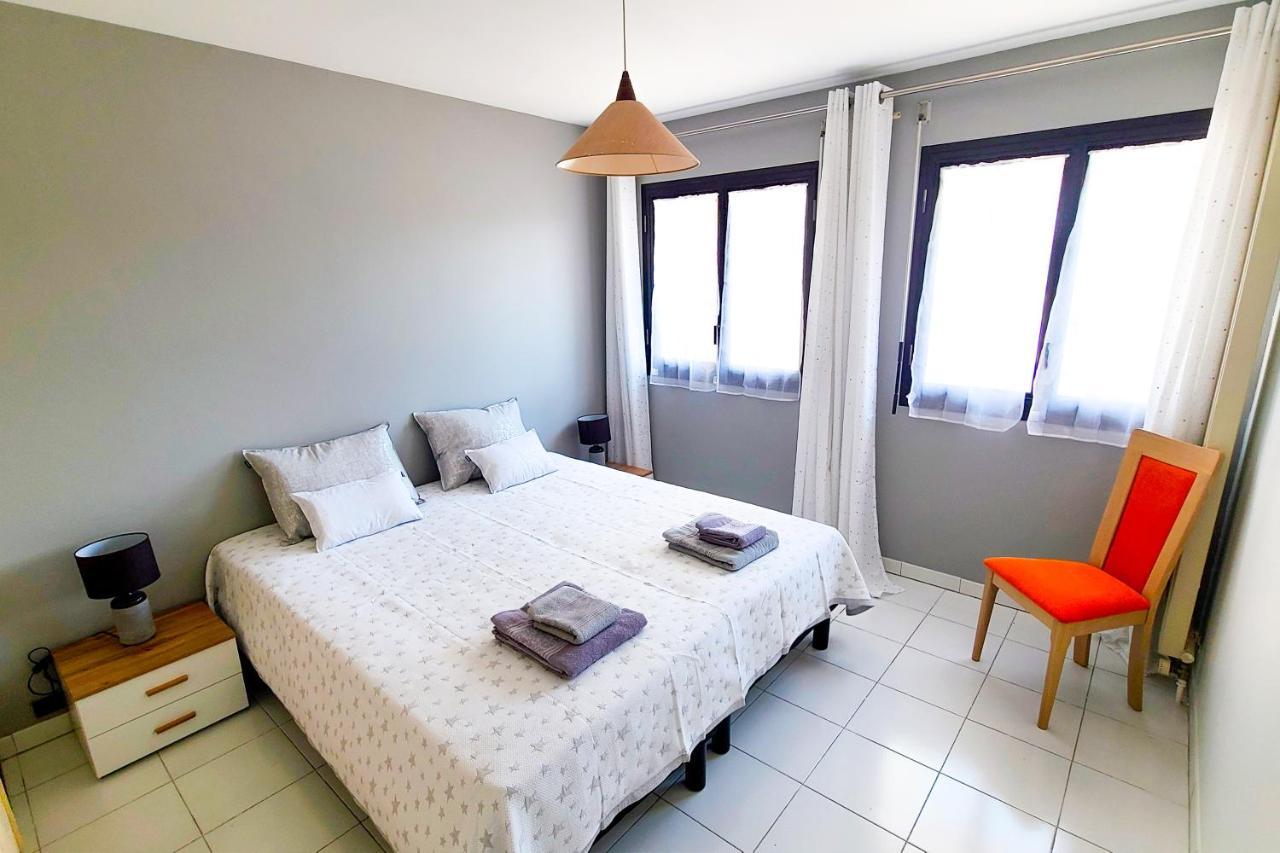 Regard Sur Les Remparts - Terrasse & Parking Avignon Exterior foto
