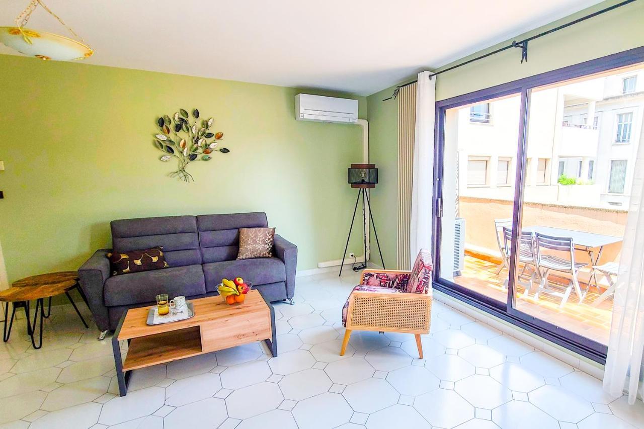 Regard Sur Les Remparts - Terrasse & Parking Avignon Exterior foto